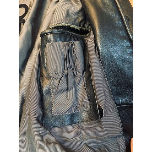 Pelle Pelle Marc Buchanan 90s Y2K Black Lthr Signature Emboss Coat Jacket sz 48 - Picture 10 of 16